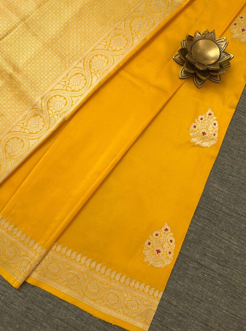 Golden Yellow Silk Saree - Image 2